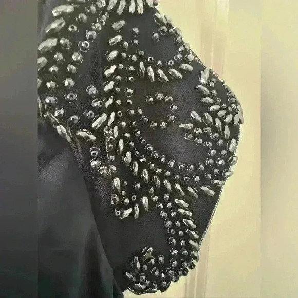 La Femme Off the Shoulder BEADED Satin Trumpet Gown~Navy~10~NWOT! - Picture 3 of 7